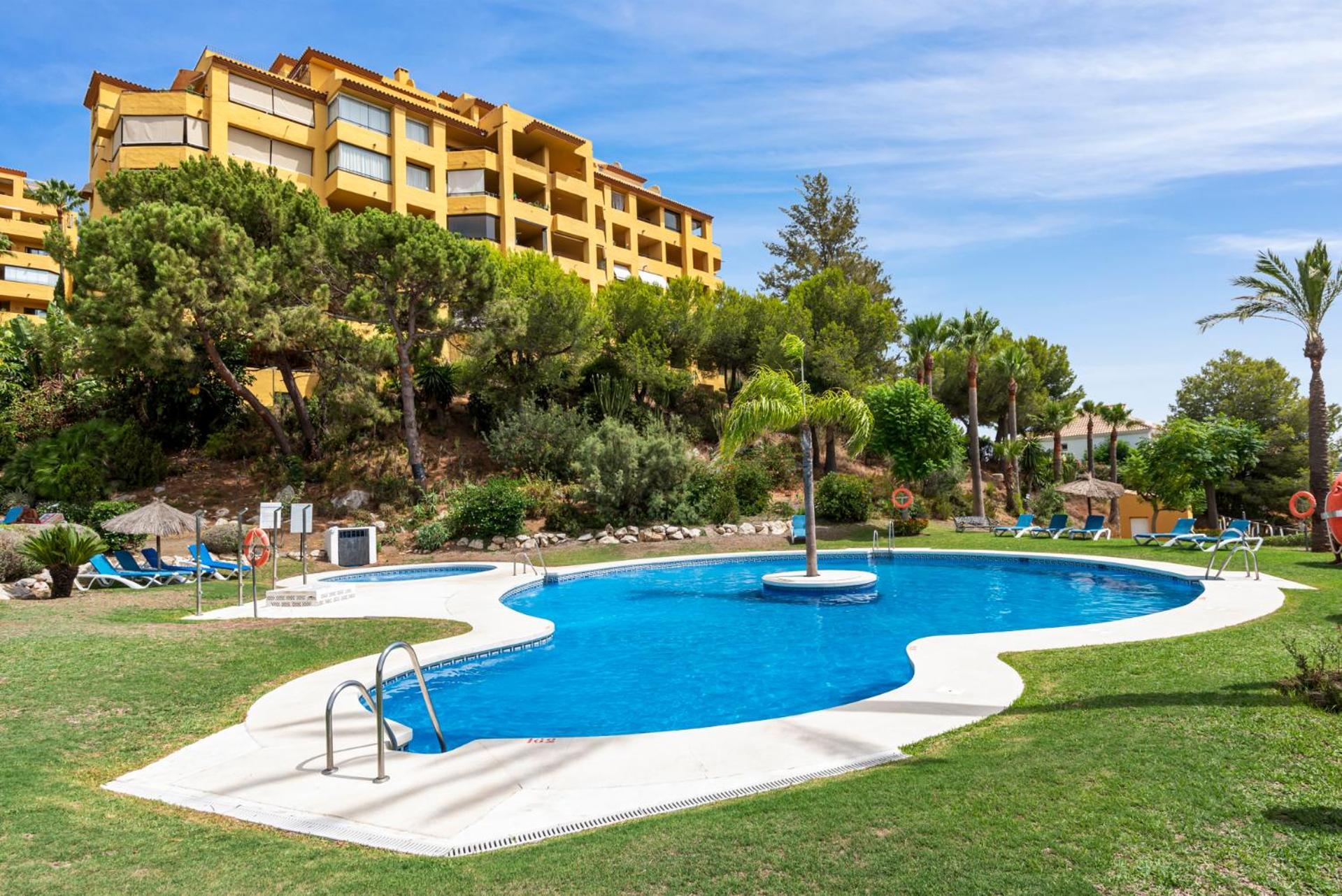 Sky And Sea Estepona Penthouse Dış mekan fotoğraf