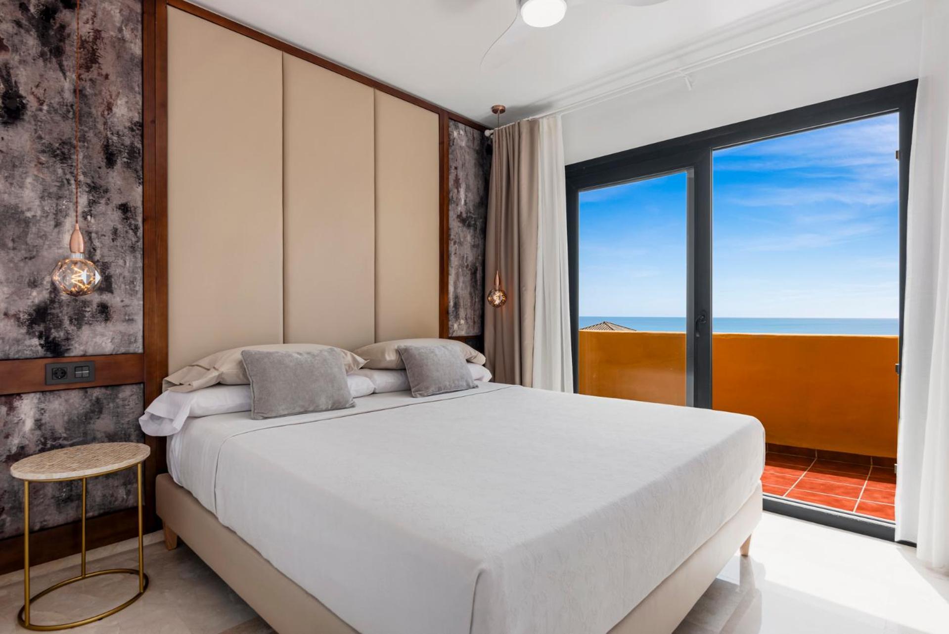 Sky And Sea Estepona Penthouse Dış mekan fotoğraf